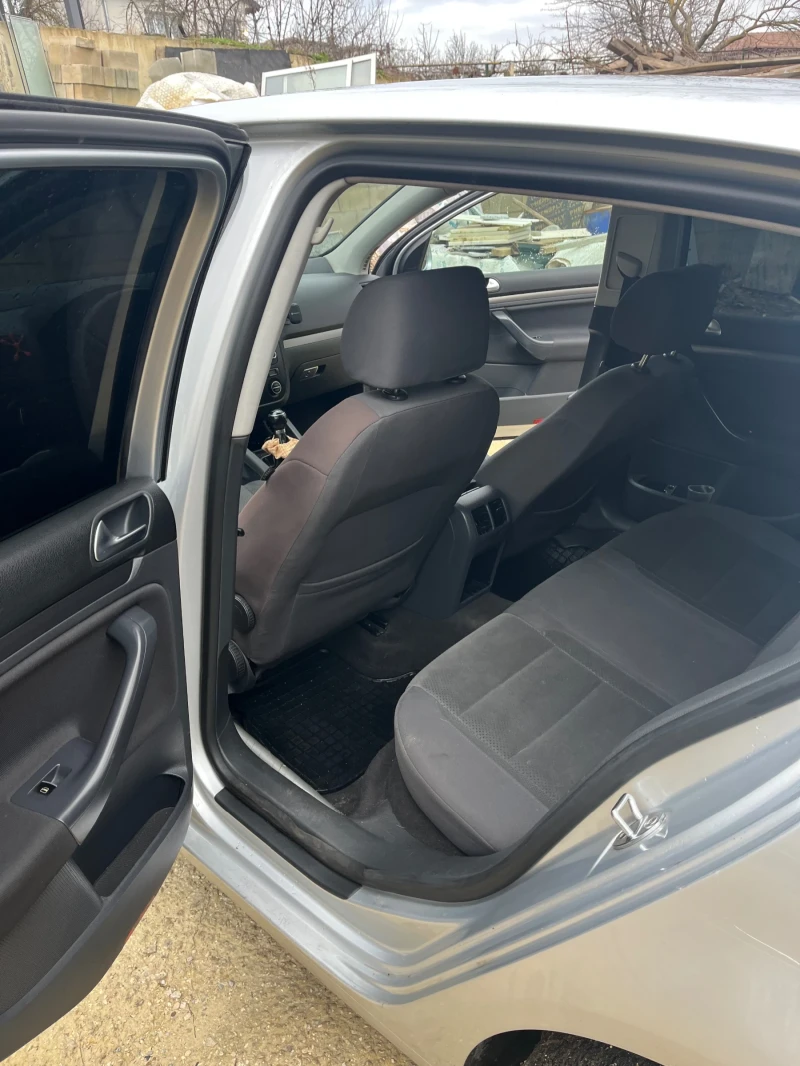 VW Golf, снимка 12 - Автомобили и джипове - 53122404