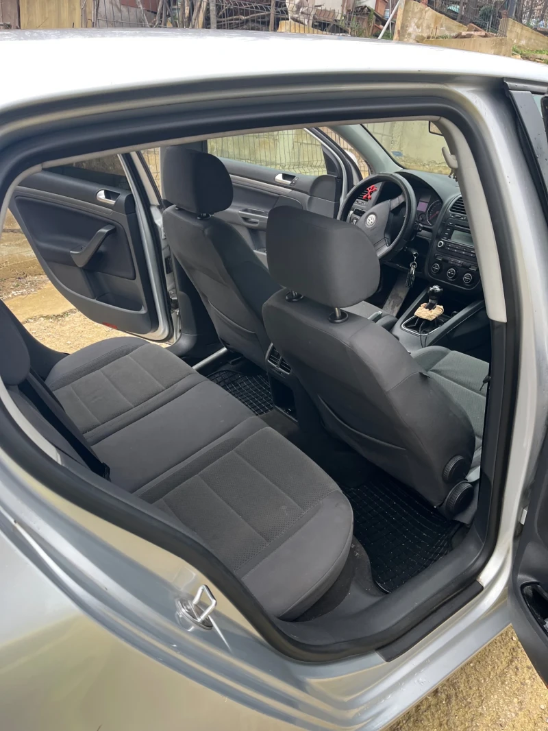 VW Golf, снимка 5 - Автомобили и джипове - 53122404