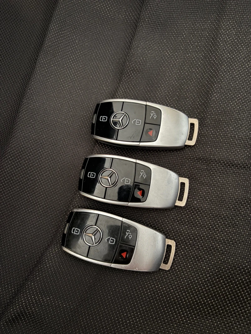 Mercedes-Benz E 220, снимка 14 - Автомобили и джипове - 53361669