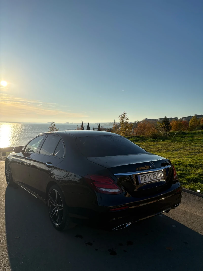 Mercedes-Benz E 220, снимка 5 - Автомобили и джипове - 53361669