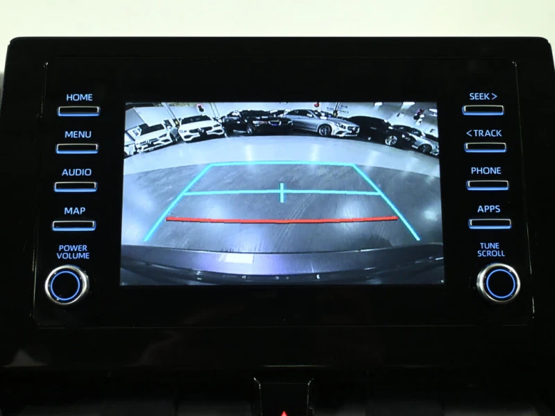 Toyota Camry SE* FWD* АвтоКредит* (Цена до БГ), снимка 14 - Автомобили и джипове - 53417404