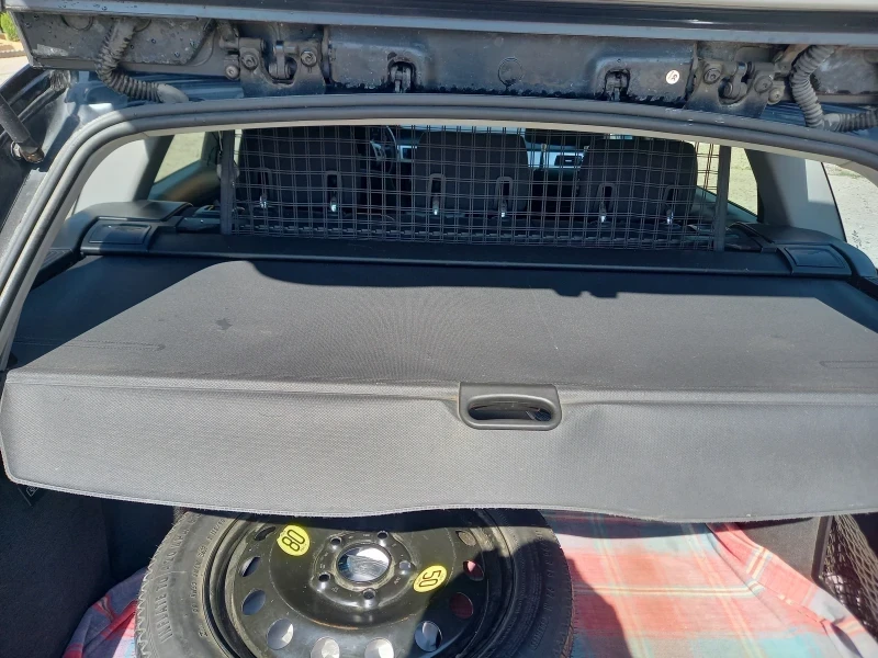 BMW 318, снимка 12 - Автомобили и джипове - 54183369