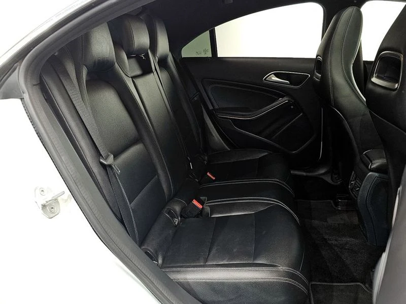 Mercedes-Benz CLA CLA200 d 4MATIC| 136к.с.| ВКЛ.ТЕХНОТЕСТ, снимка 11 - Автомобили и джипове - 55217590