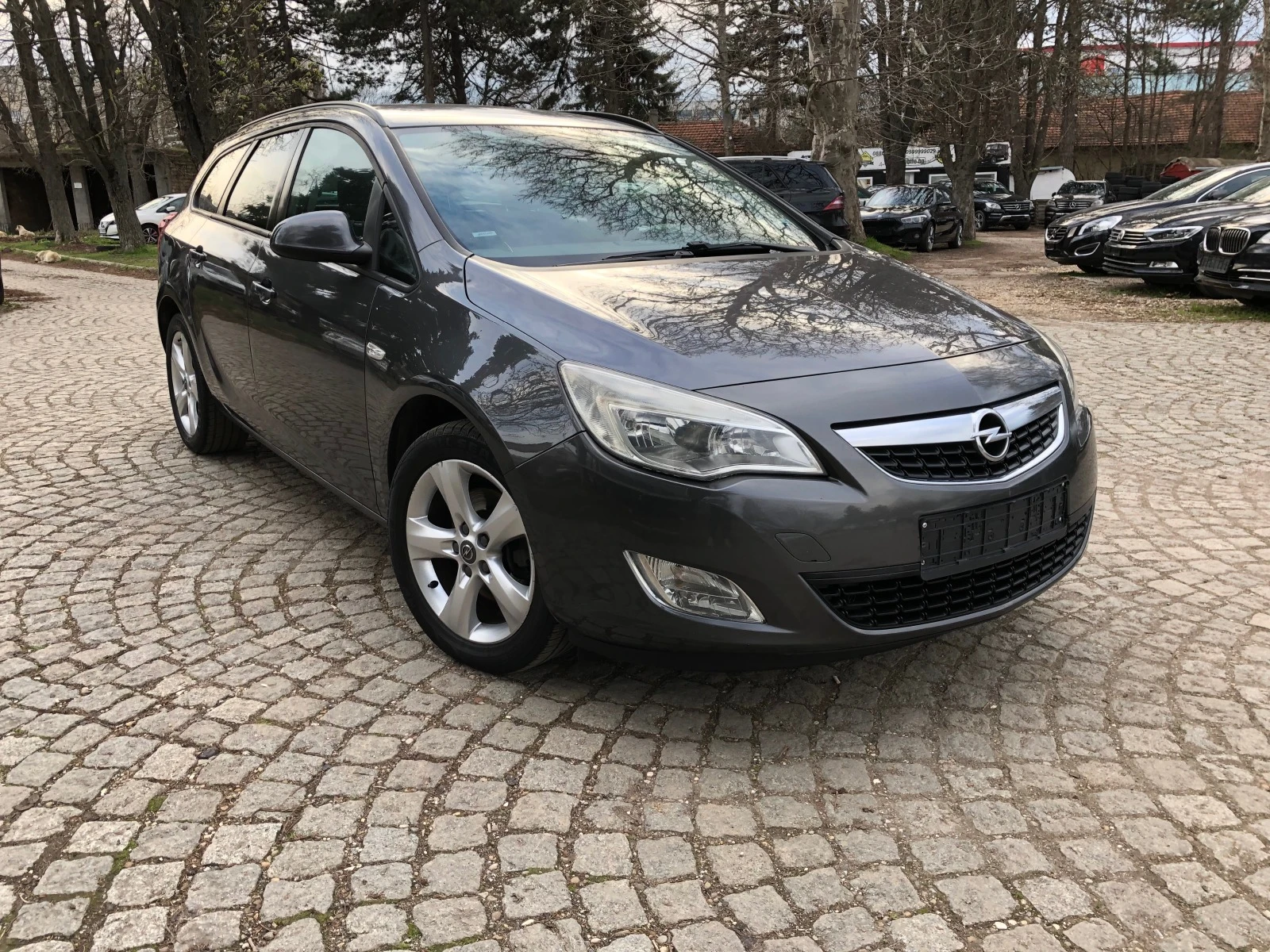 Opel Astra TOURER -ITALIA - изображение 4