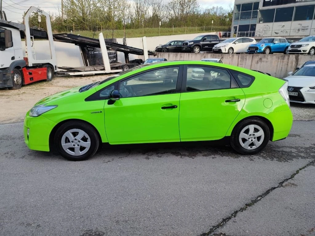 Toyota Prius ГОТОВ ЗА ТАКСИ. ГАРАНЦИЯ - изображение 2