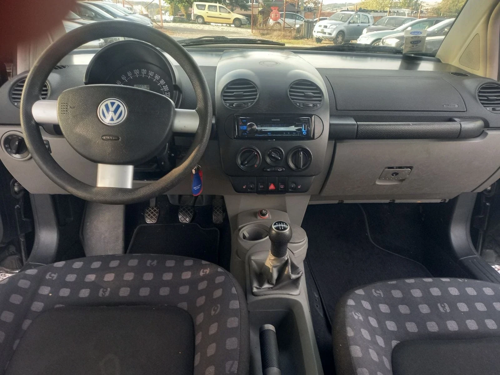 VW New beetle 1.9 - изображение 9