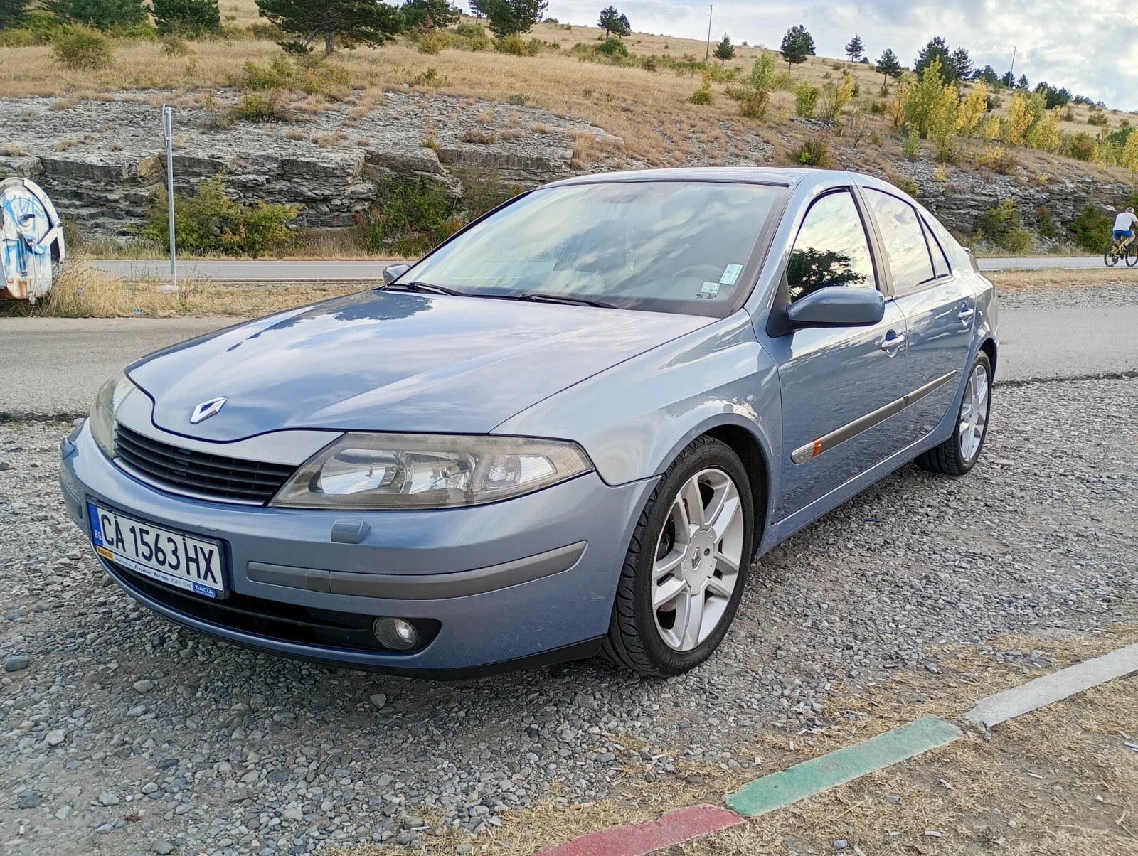 Renault Laguna 2.0 турбо - изображение 3