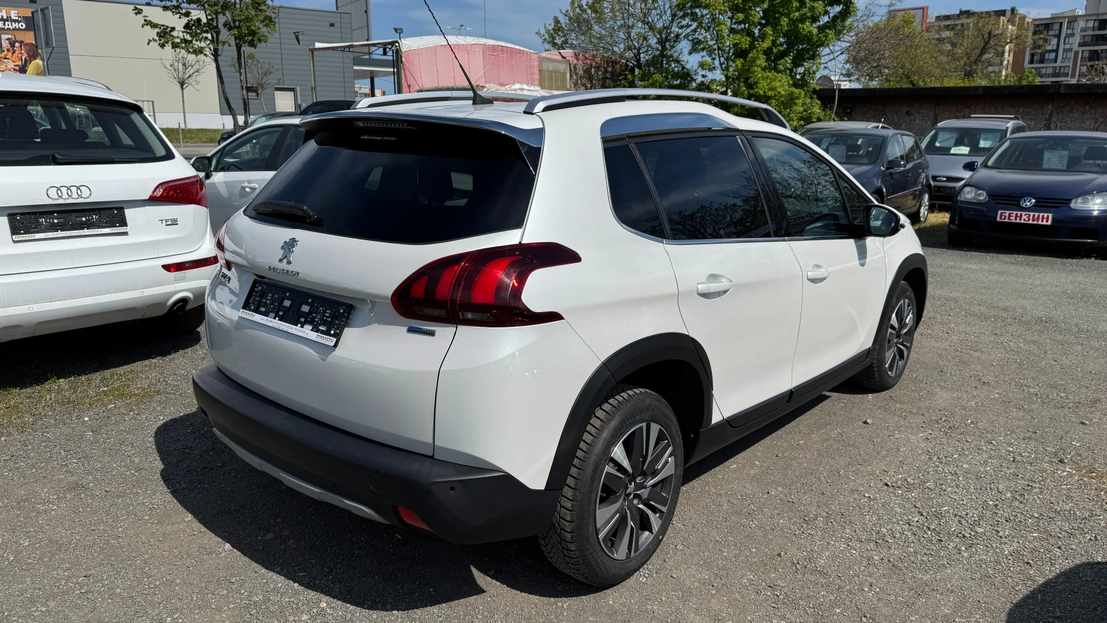 Peugeot 2008 Автоматик, Внос Швейцария! Навигация, PDC, Камера, - изображение 5