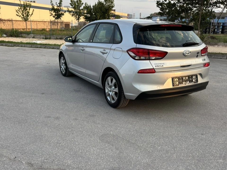 Hyundai I30 1.4 бензин 100к.с навигация euro6 - изображение 6