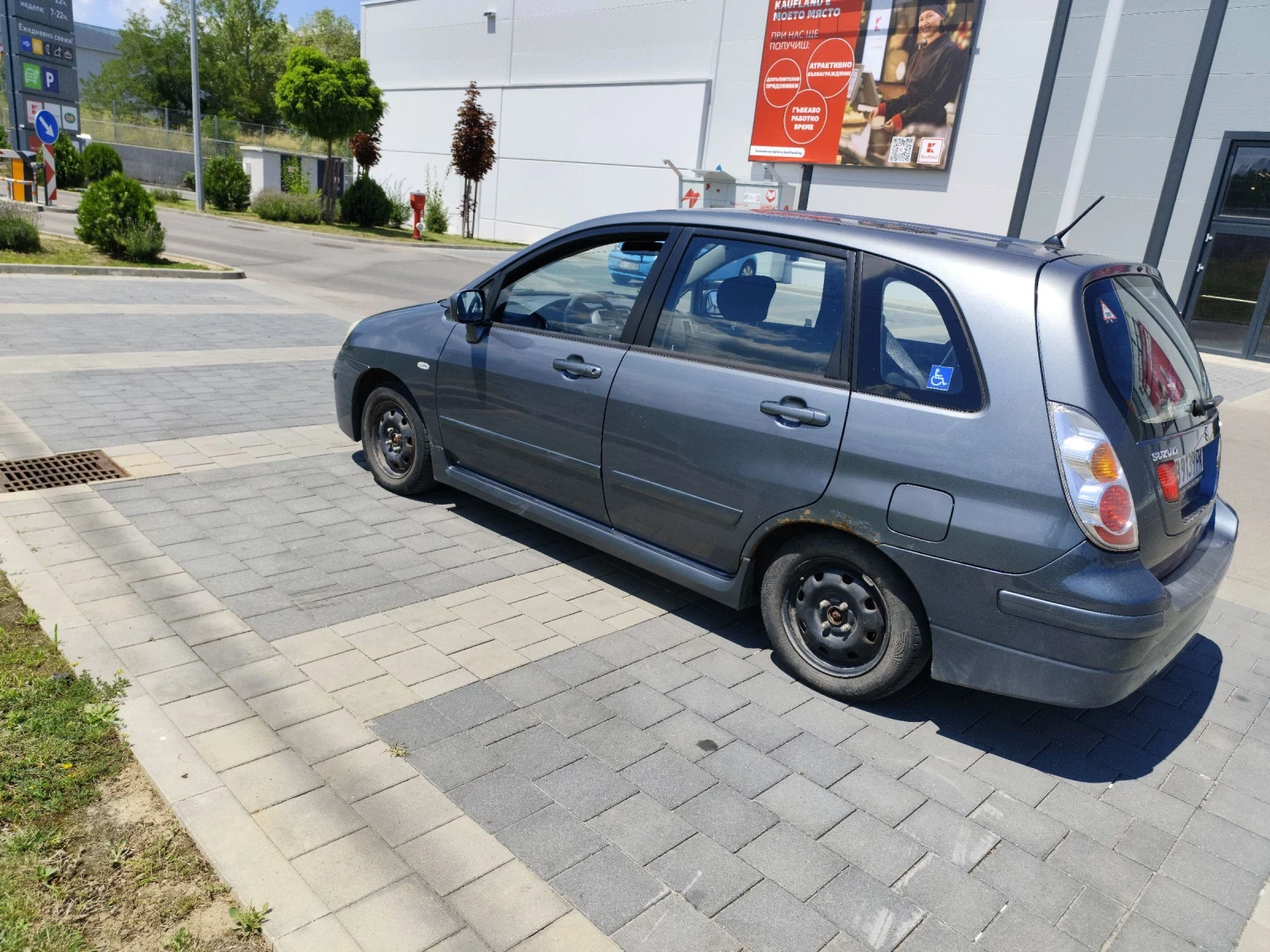 Suzuki Liana  - изображение 4
