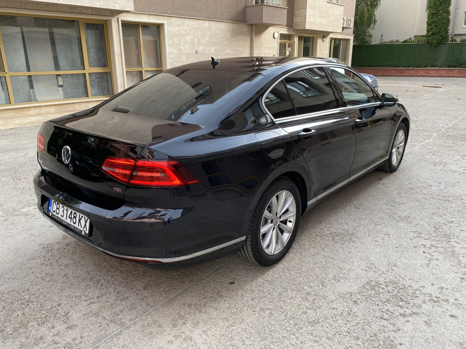 VW Passat 1.8 TSI / Highline / Led /ACC/Българска - изображение 3