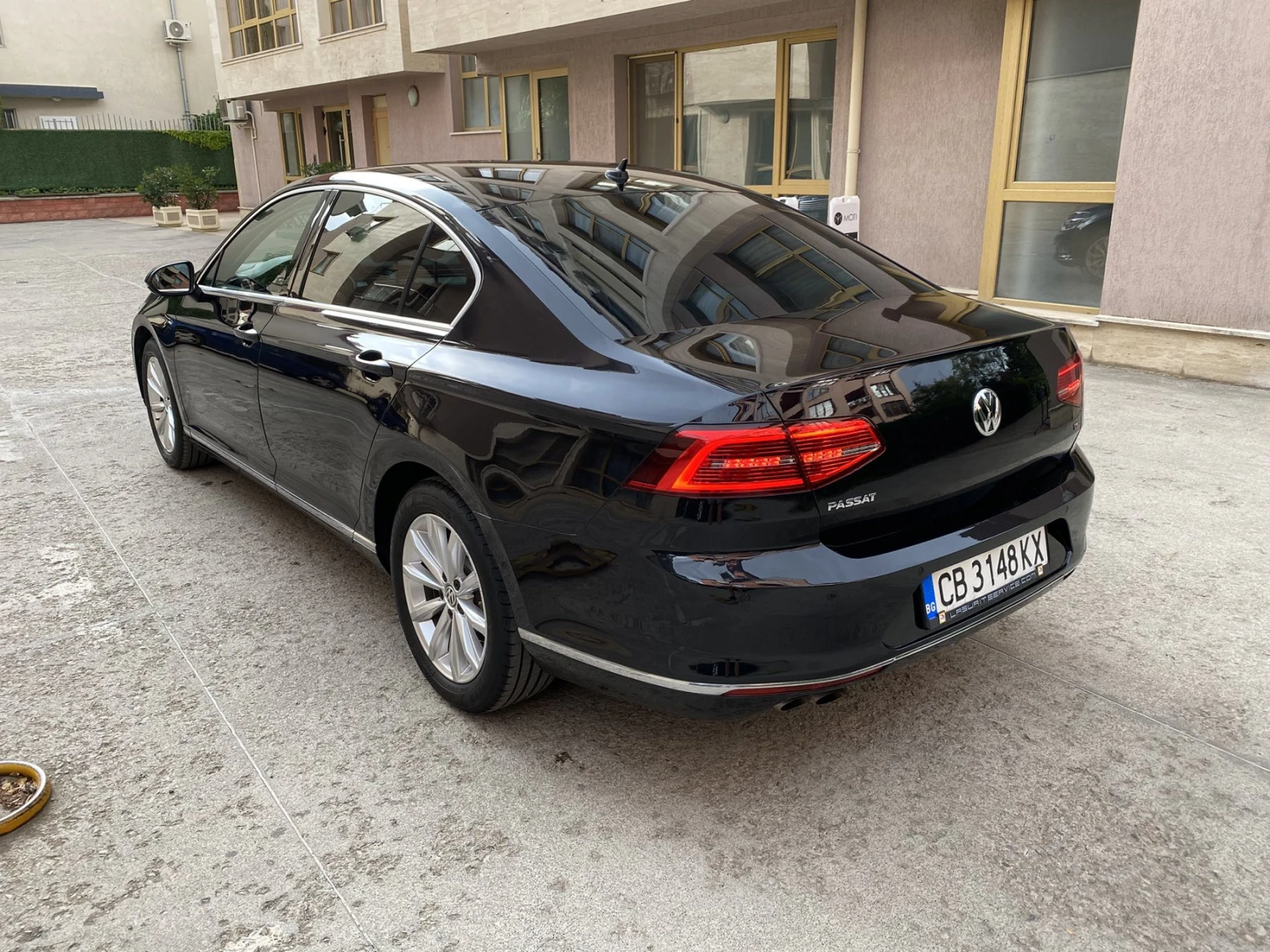 VW Passat 1.8 TSI / Highline / Led /ACC/Българска - изображение 5