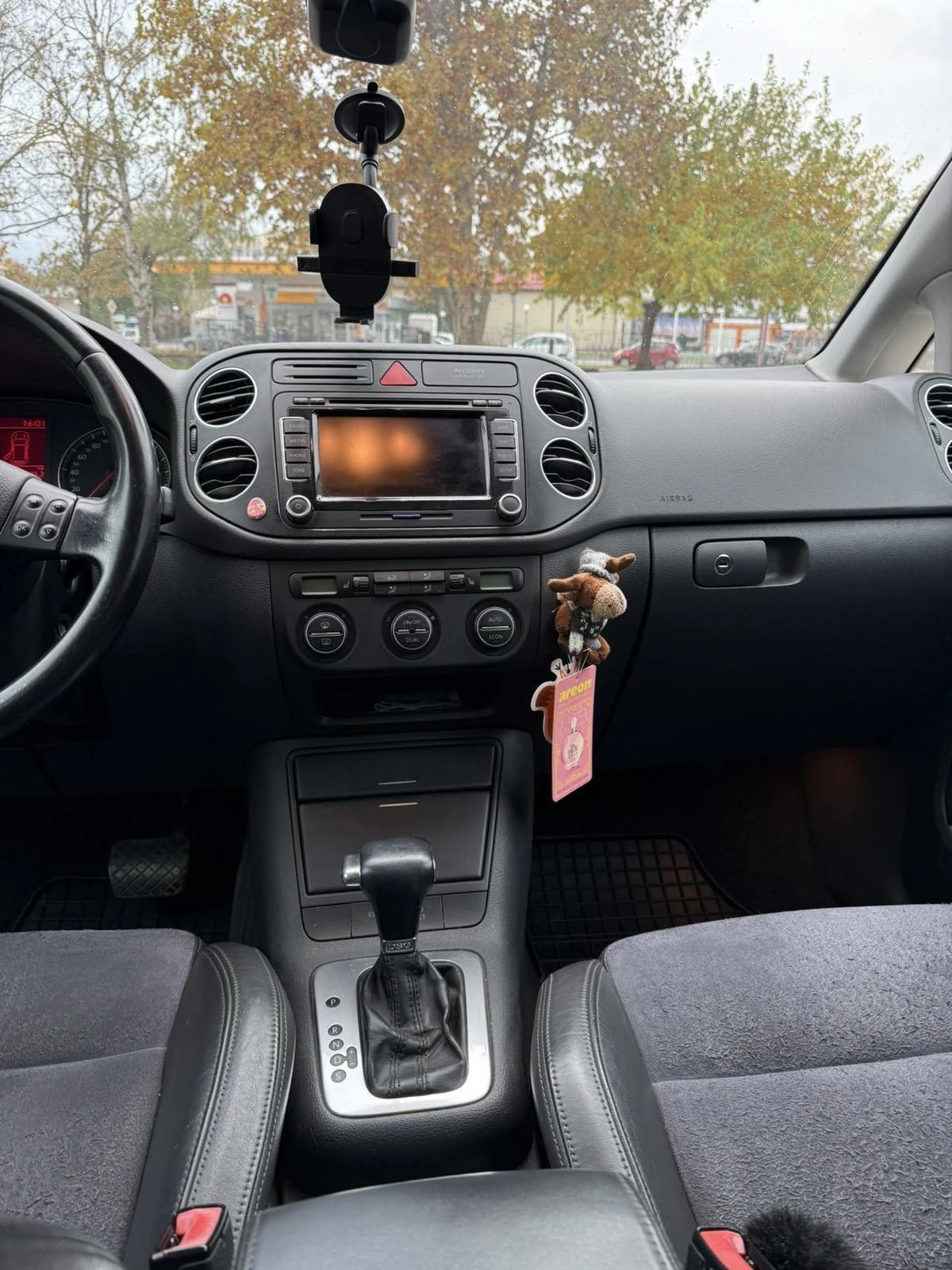 VW Golf Plus  - изображение 9