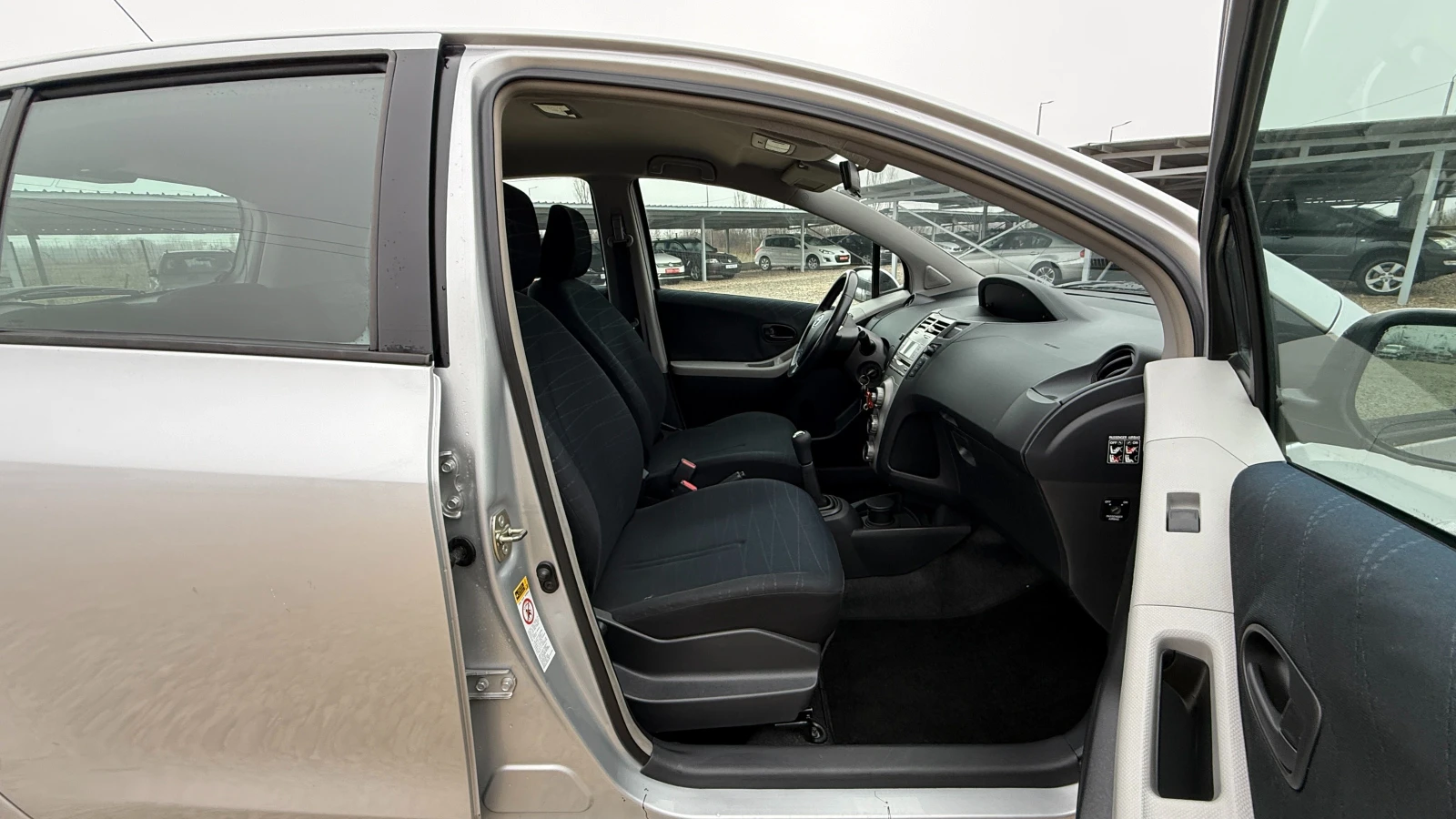 Toyota Yaris 1.0/69��/EURO 4/��� ���� �� ������ | Mobile.bg � ����������� 13