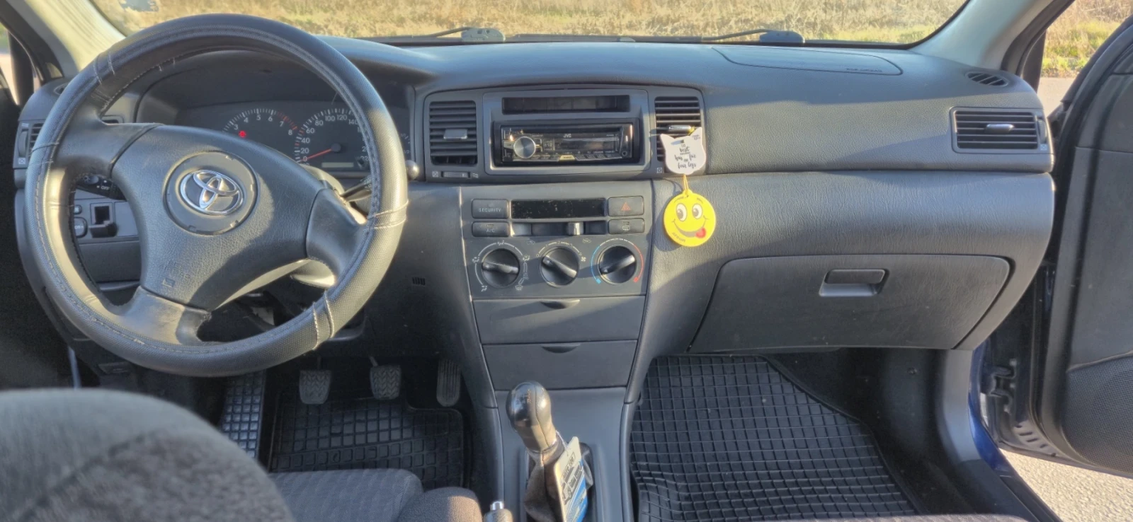 Toyota Corolla  - изображение 7