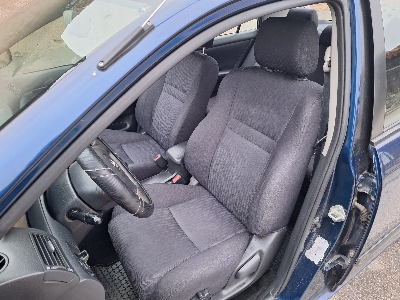 Toyota Corolla | Mobile.bg � ����������� 11