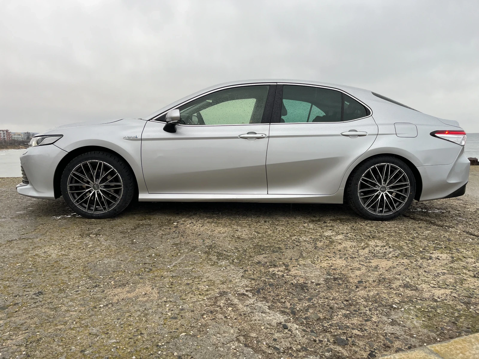 Toyota Camry Нов Внос Германия/камера/реални километри - изображение 8