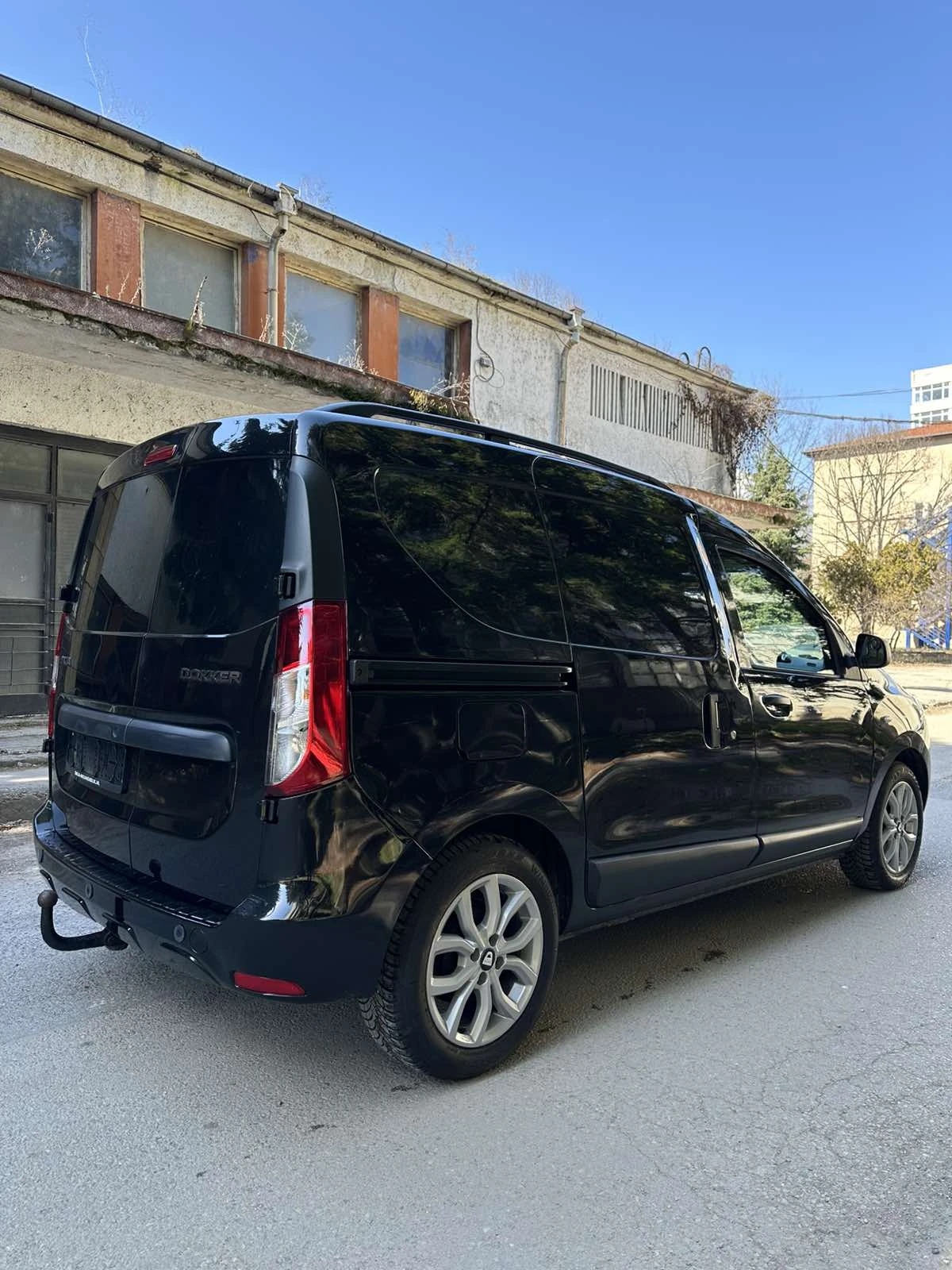 Dacia Dokker 1.5DCI* NAVI* А/C, снимка 6 - Автомобили и джипове - 53894630