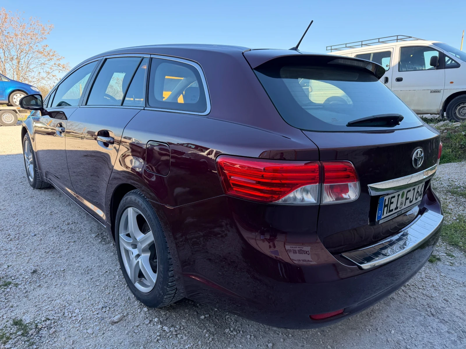 Toyota Avensis 2.0 FACE, снимка 3 - Автомобили и джипове - 54138526