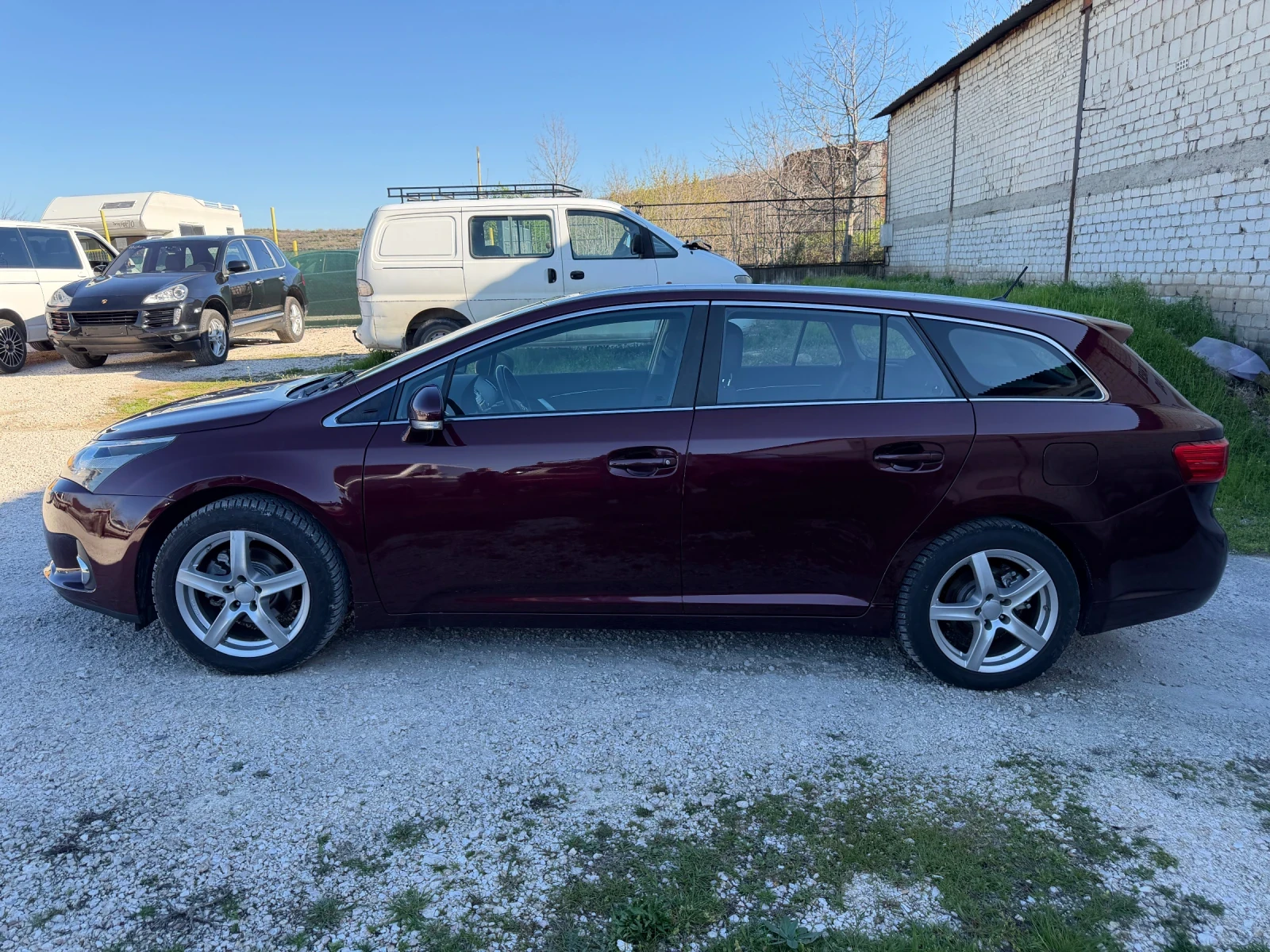 Toyota Avensis 2.0 FACE, снимка 6 - Автомобили и джипове - 54138526