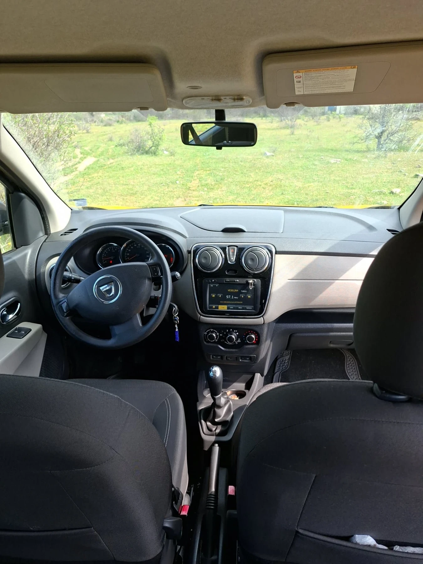 Dacia Lodgy, снимка 7 - Автомобили и джипове - 54269873