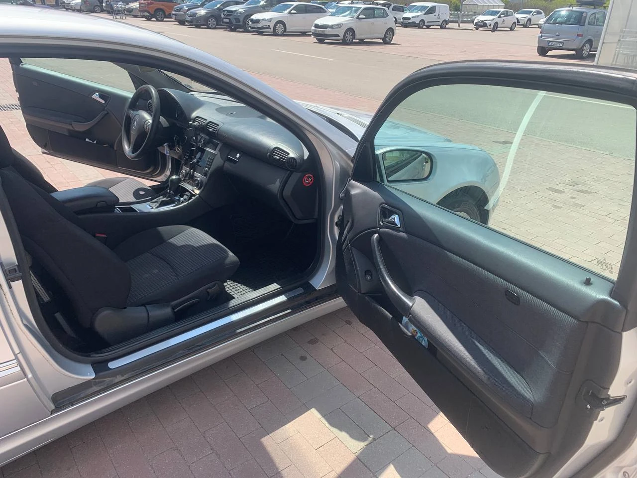 Mercedes-Benz C 220 Sport Coupe, снимка 16 - Автомобили и джипове - 54445548