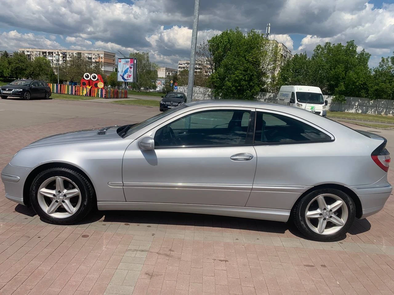 Mercedes-Benz C 220 Sport Coupe, снимка 8 - Автомобили и джипове - 54445548
