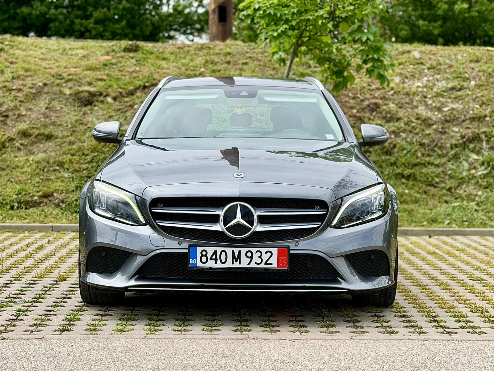 Mercedes-Benz C 220, снимка 2 - Автомобили и джипове - 54542971