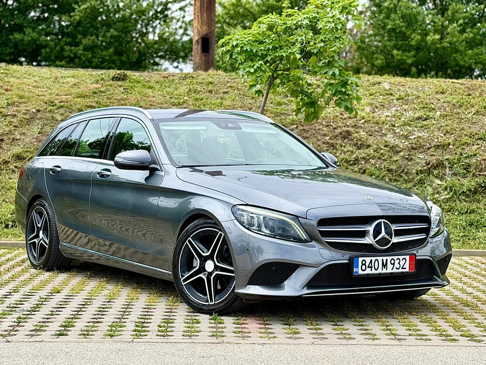 Mercedes-Benz C 220