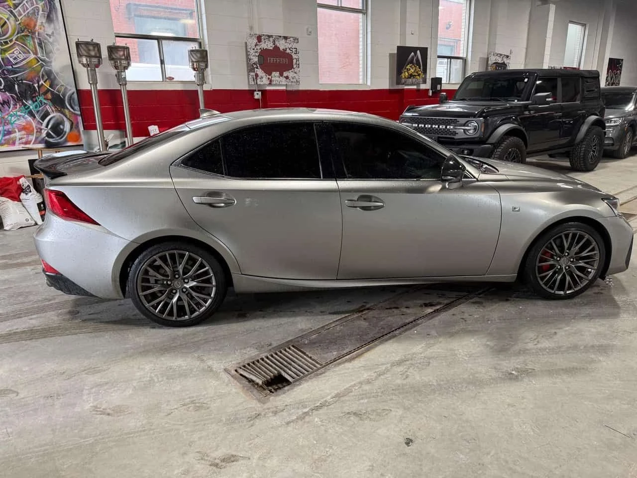 Lexus IS 300 AWD | F-SPORT PACK | PANO | NAVI | ОБДУХВАНЕ, снимка 4 - Автомобили и джипове - 54700156