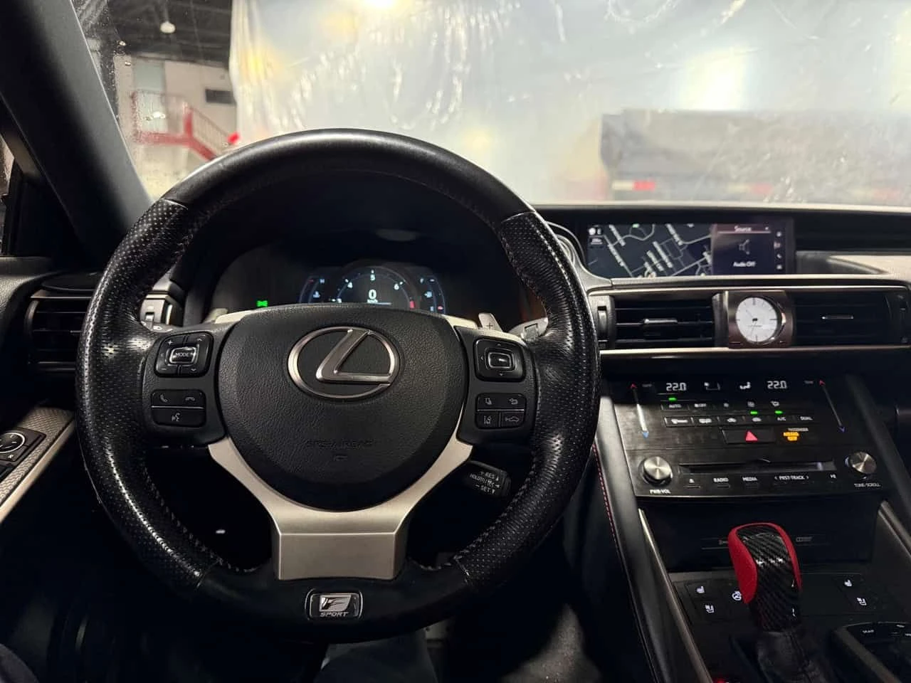 Lexus IS 300 AWD | F-SPORT PACK | PANO | NAVI | ОБДУХВАНЕ, снимка 17 - Автомобили и джипове - 54700156