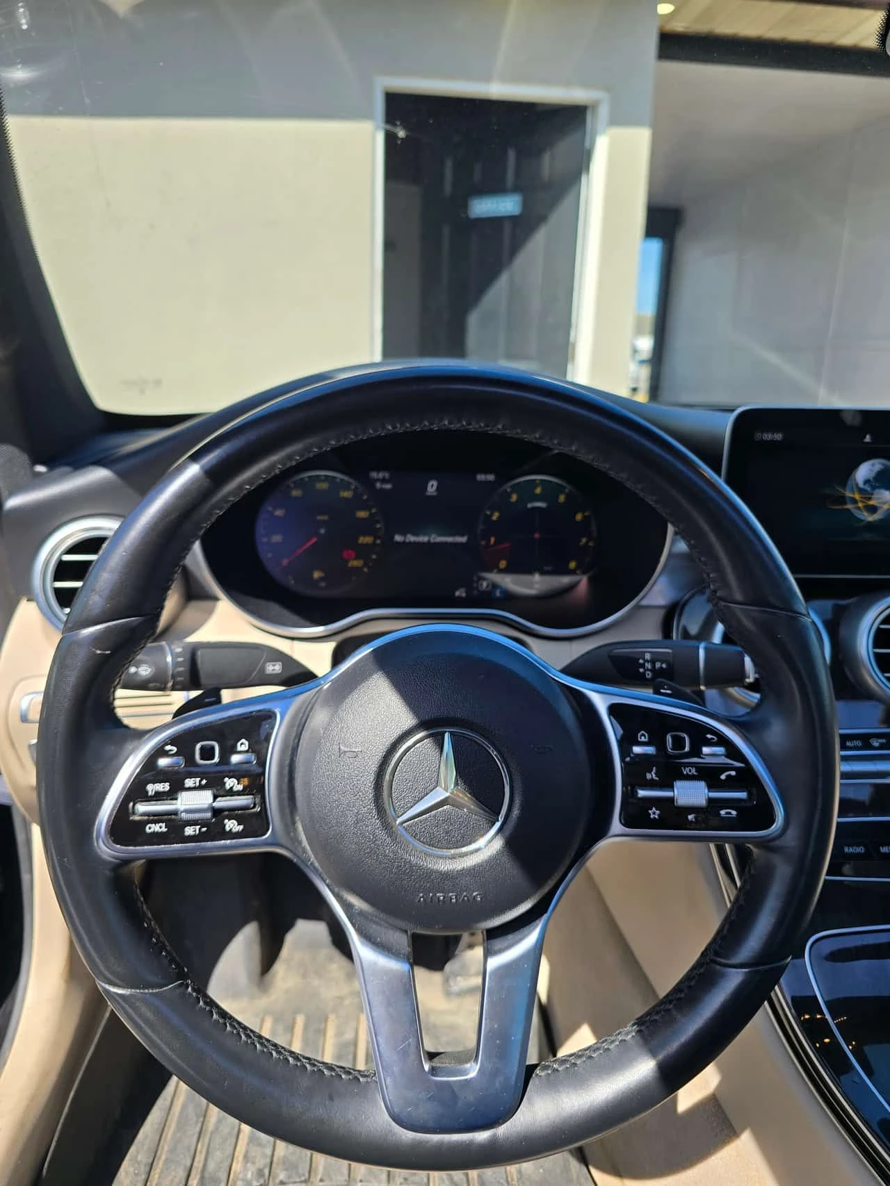 Mercedes-Benz C 300 CARFAX, снимка 8 - Автомобили и джипове - 54720873