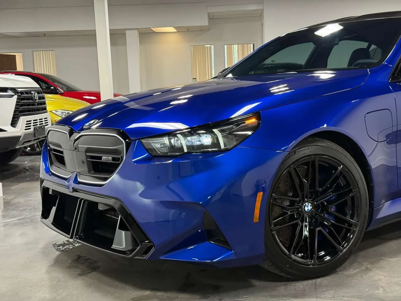 BMW M5 * Sedan * CARFAX * БЕЗ ПЪРВОНАЧАЛНА ВНОСКА, снимка 10 - Автомобили и джипове - 55343798