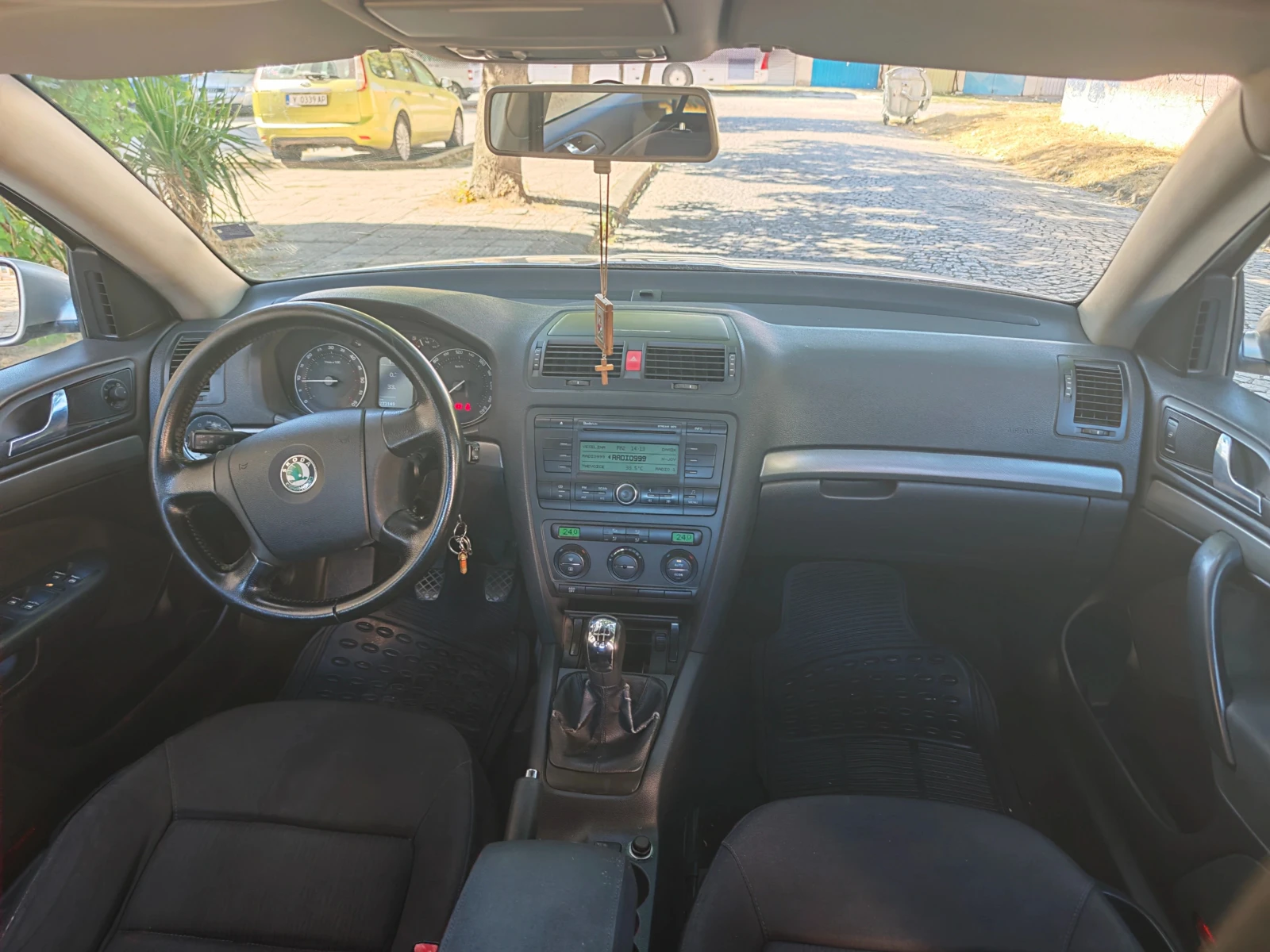 Skoda Octavia 1.9 TDI / 105, снимка 9 - Автомобили и джипове - 55962144