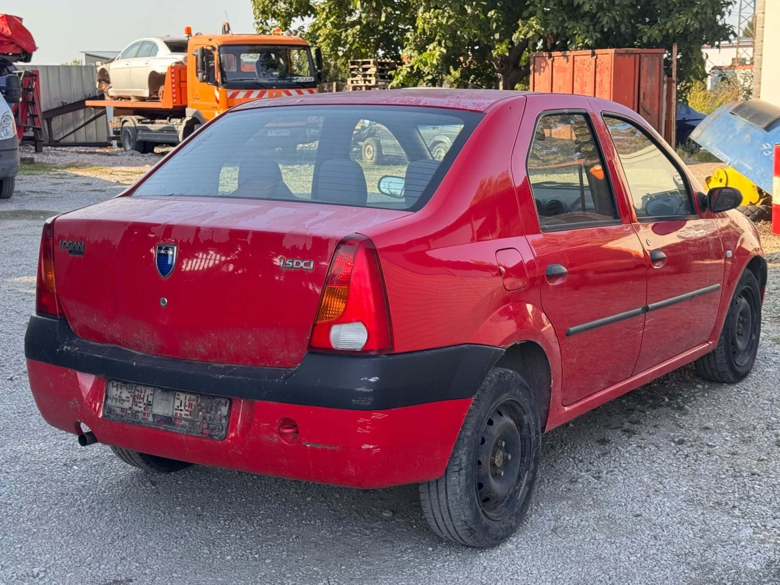 Dacia Logan Дизел, снимка 4 - Автомобили и джипове - 55979269