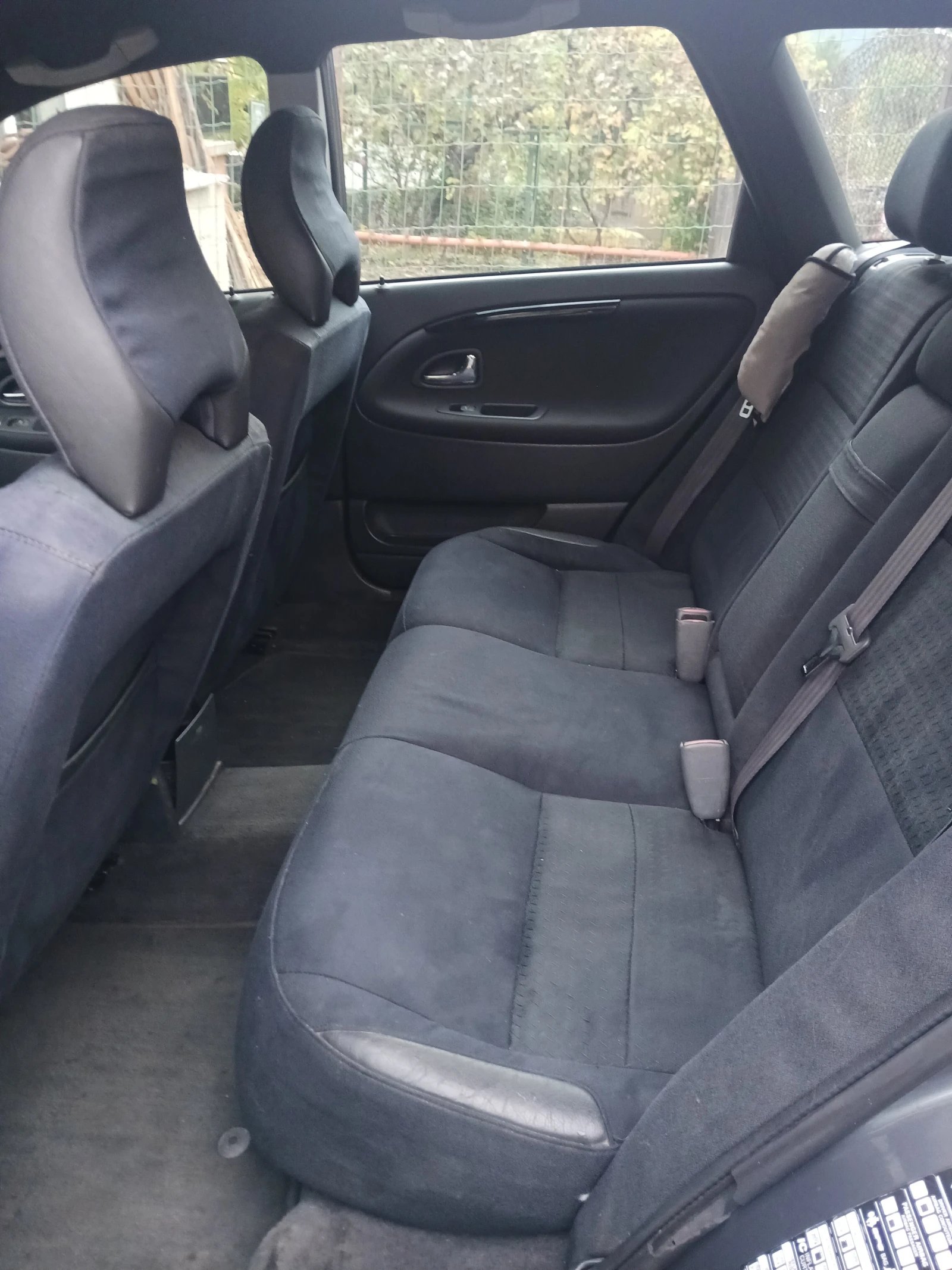 Volvo V40, снимка 7 - Автомобили и джипове - 56568993