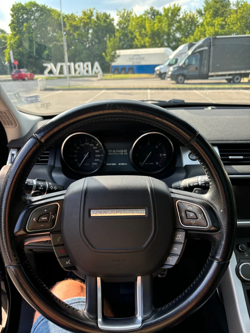 Land Rover Range Rover Evoque 2.2, снимка 9 - Автомобили и джипове - 46961314