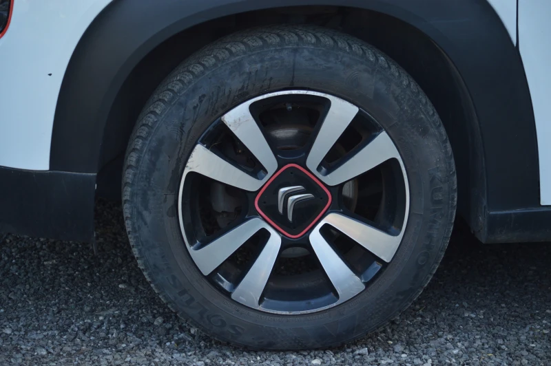 Citroen C3 Aircross 1.2i / ГАЗ, снимка 5 - Автомобили и джипове - 50524616