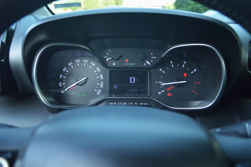 Citroen C3 Aircross 1.2i / ГАЗ, снимка 9 - Автомобили и джипове - 50524616