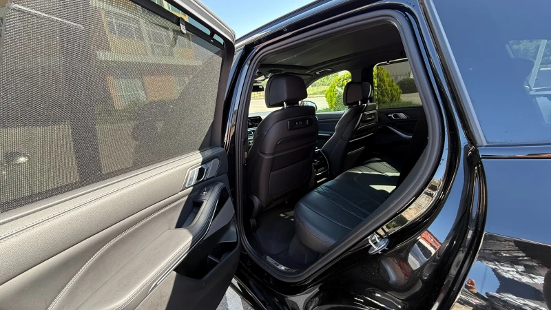 BMW X5 M50i V8 (530 кс) xDrive Steptronic, снимка 11 - Автомобили и джипове - 50804730