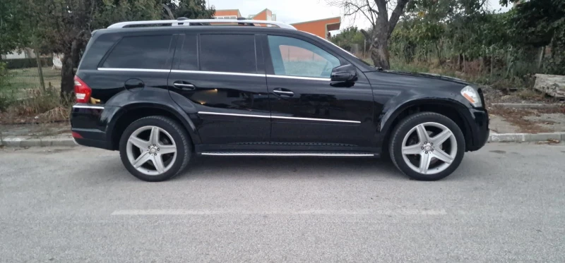 Mercedes-Benz GL 550, снимка 10 - Автомобили и джипове - 52366015