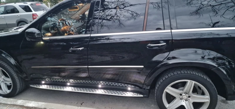 Mercedes-Benz GL 550, снимка 5 - Автомобили и джипове - 52366015