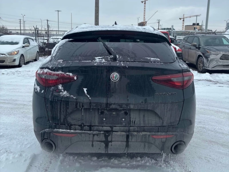 Alfa Romeo Stelvio 2019 AWD * CARFAX * БЕЗ ПЪРВОНАЧАЛНА ВНОСКА, снимка 5 - Автомобили и джипове - 52776213
