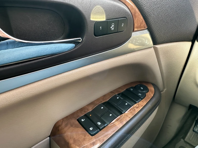 Buick Enclave 3.6i 279 к.с./Газ/бензин/4х4 , снимка 17 - Автомобили и джипове - 52874958
