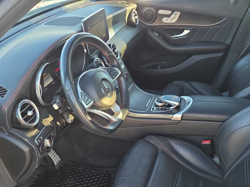 Mercedes-Benz GLC 43 AMG Keyless Entry / 360 / CARFAX, снимка 7 - Автомобили и джипове - 53236112