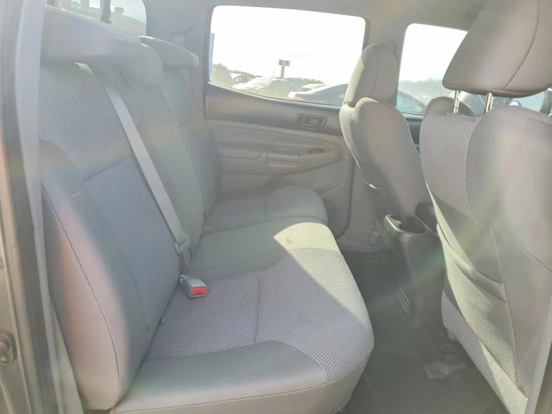 Toyota Tacoma  DOUBLE CAB/ФИНАНСИРАНЕ ОТ 255 ЕВРО НА МЕСЕЦ, снимка 10 - Автомобили и джипове - 53593774