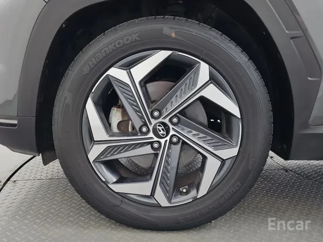 Hyundai Tucson 2.0 Diesel 4WD, снимка 3 - Автомобили и джипове - 55564086