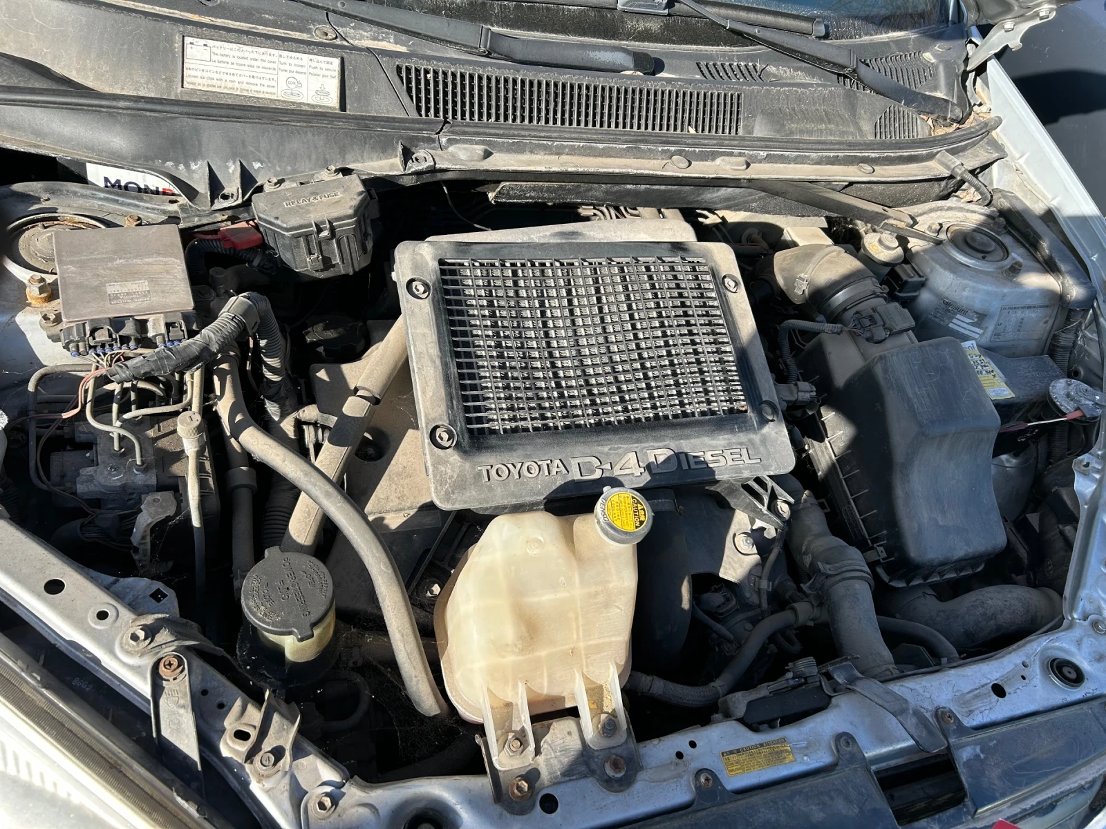 Toyota Rav4 2.0 D4D, снимка 7 - Автомобили и джипове - 53770871