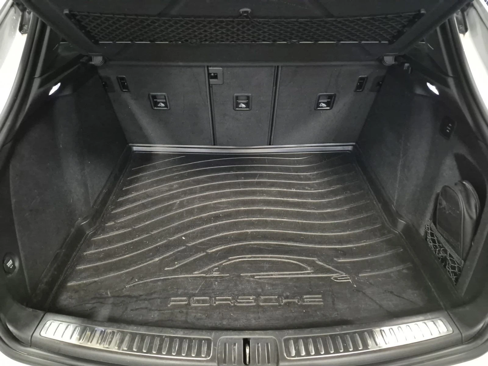 Porsche Macan GTS РЕГИСТАЦИЯ+ ОБСЛУЖВАНЕ, снимка 11 - Автомобили и джипове - 54126118