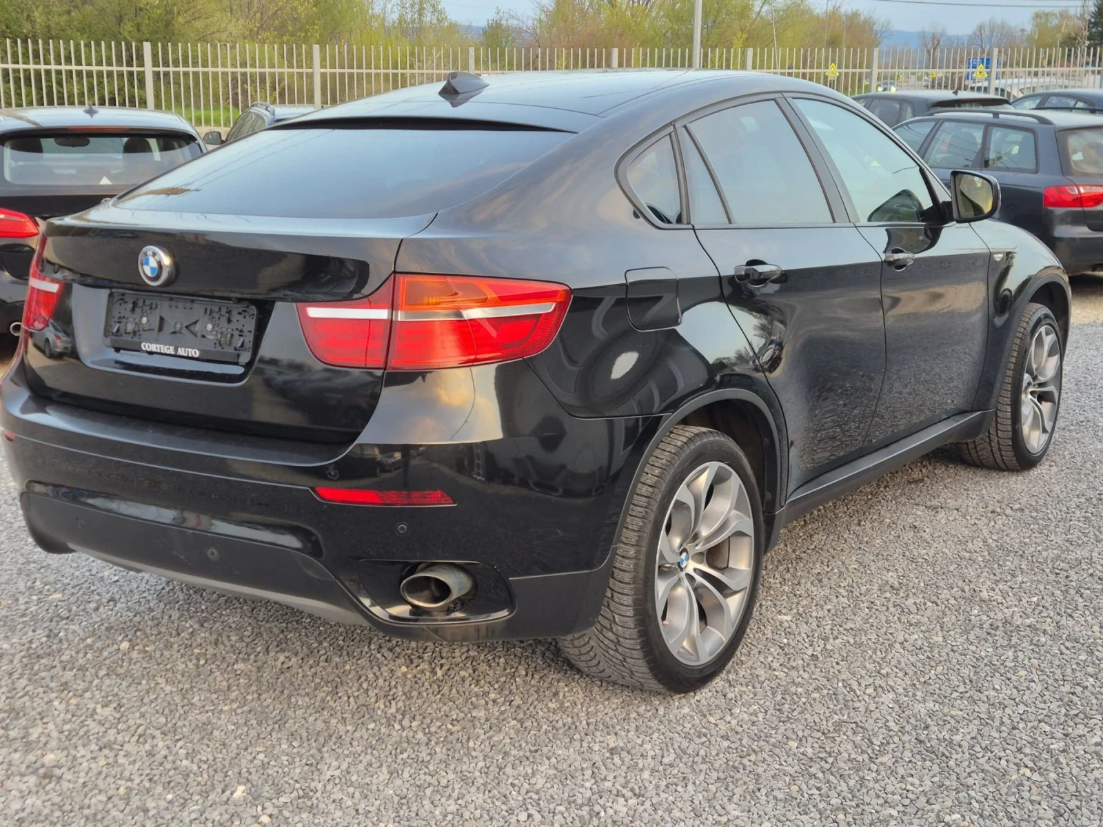 BMW X6 3.0D XDRIVE Facelift, снимка 7 - Автомобили и джипове - 54254011